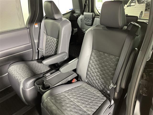 ������тm���C�P���̃K���o�[�����炱���ł��鍂������I���Q�O�Q�O�N�P���@�i���j���{�\����������������ׁi�������ÎԔ���s��̑�蔃����Ǝ҂�ΏۂƂ����u���Î����Ԕ���䐔�m���D�P�����v���j