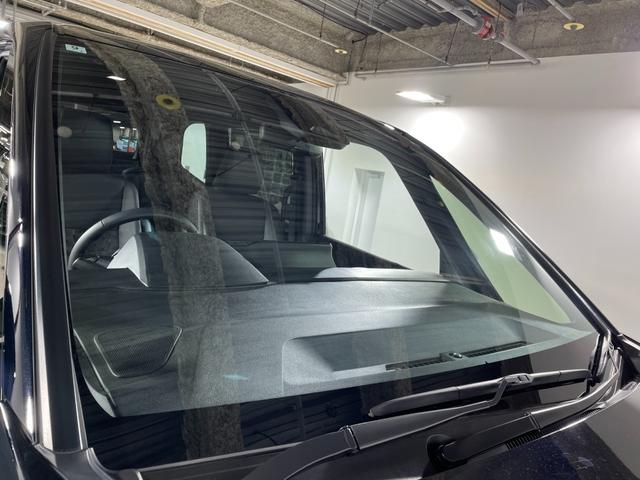 �w�b�h���C�g��p�K���X�R�[�e�B���O�w�w�b�h���C�g�R�[�g�x�̓K���X�햌�ŉ��΂݂Ȃǂ̕\�ʗ򉻂̗\�h�┭�~���ʂŉ���̕t����}��������ʂ����҂ł��܂��B