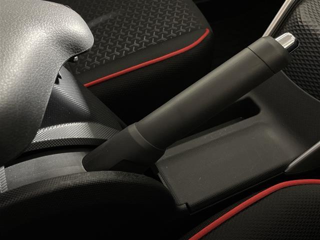 �K���X�R�[�e�B���O�A�i�r�Q�[�V�����A�d�s�b�ȂǁA���̑��̃p�[�c�̎��t�������ς���̂����k�������Ă���܂��I�I�N���}�̂��Ɖ��ł����C�����������I