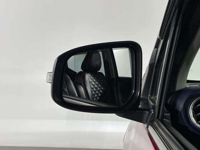 ���w�b�h���C�g�E�z�C�[���E�t�����g�K���X�ȂǐF�X�ȕ����̃R�[�e�B���O�����p�ӂ��Ă���܂��I