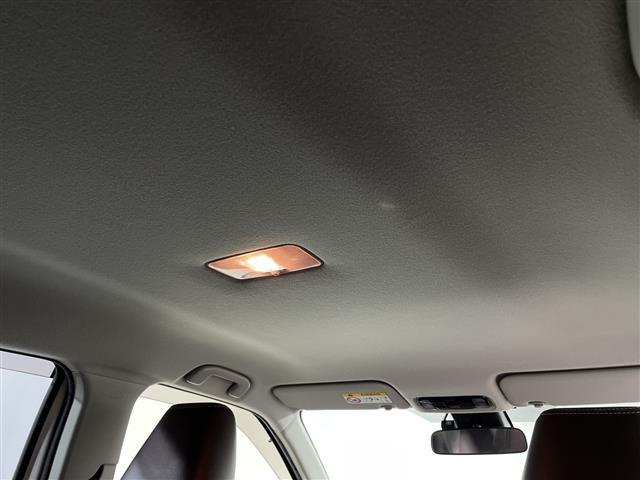 ヤリスクロス ハイブリッドＺ　純正ディスプレイナビゲーション　全方位モニター　モデリスタエアロ　ＬＥＤヘッドライト　ドライブレコーダー　パワーバックドア　パワーシート　シートヒーター　ハンドルヒーター　パワーバックドア（15枚目）