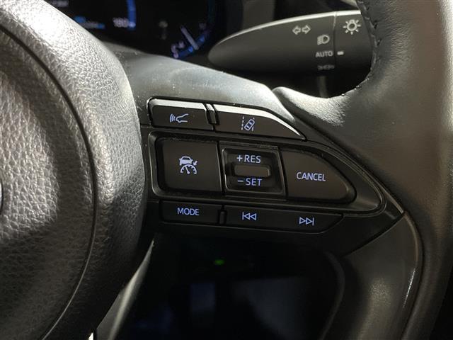 ヤリスクロス ハイブリッドＺ　純正ディスプレイナビゲーション　全方位モニター　モデリスタエアロ　ＬＥＤヘッドライト　ドライブレコーダー　パワーバックドア　パワーシート　シートヒーター　ハンドルヒーター　パワーバックドア（20枚目）