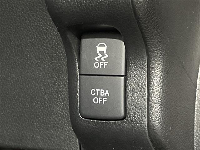 �K���X�R�[�e�B���O�A�i�r�Q�[�V�����A�d�s�b�ȂǁA���̑��̃p�[�c�̎��t�������ς���̂����k�������Ă���܂��I�I�N���}�̂��Ɖ��ł����C�����������I