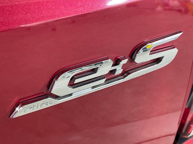 ���w�b�h���C�g�E�z�C�[���E�t�����g�K���X�ȂǐF�X�ȕ����̃R�[�e�B���O�����p�ӂ��Ă���܂��I