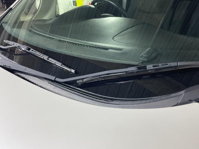 �w�b�h���C�g��p�K���X�R�[�e�B���O�w�w�b�h���C�g�R�[�g�x�̓K���X�햌�ŉ��΂݂Ȃǂ̕\�ʗ򉻂̗\�h�┭�~���ʂŉ���̕t����}��������ʂ����҂ł��܂��B