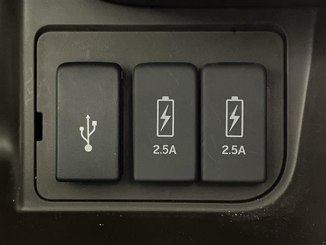 �K���X�R�[�e�B���O�A�i�r�Q�[�V�����A�d�s�b�ȂǁA���̑��̃p�[�c�̎��t�������ς���̂����k�������Ă���܂��I�I�N���}�̂��Ɖ��ł����C�����������I