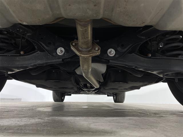 �����ŉJ�̓������E���N���A�ɂ��Ă����w�t�����g�E�C���h�E�����R�[�g�x�B�������ʂ��L�[�v���N���A�Ȏ��E�ň��S���T�|�[�g���Ă���܂��B