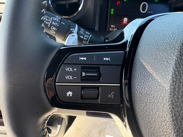 N-BOXカスタム ターボコーディネートスタイル 届出済未使用車 4WD ターボ 2トーン 8インチナビ Bカメラ 15インチ専用AW レザーシート シートヒーター USB 両側パワスラ クルコン ミラーヒーター コーナーセンサー パドルシフト(34枚目)