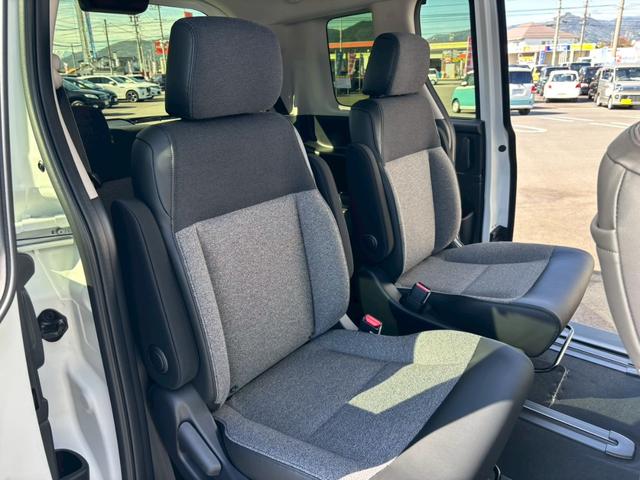 フリード e:HEVエアー EX 登録済み未使用車 ホンダセンシング ブラインドスポットモニター 11.4インチホンダコネクトナビ アラウンドビューカメラ シートヒーター両側自動スライドドア アダプティブクルーズコントロール(12枚目)