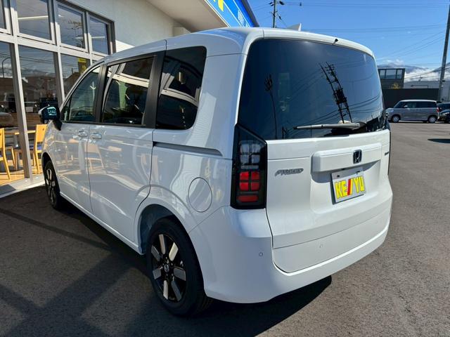 フリード e:HEVエアー EX 登録済み未使用車 ホンダセンシング ブラインドスポットモニター 11.4インチホンダコネクトナビ アラウンドビューカメラ シートヒーター両側自動スライドドア アダプティブクルーズコントロール(51枚目)