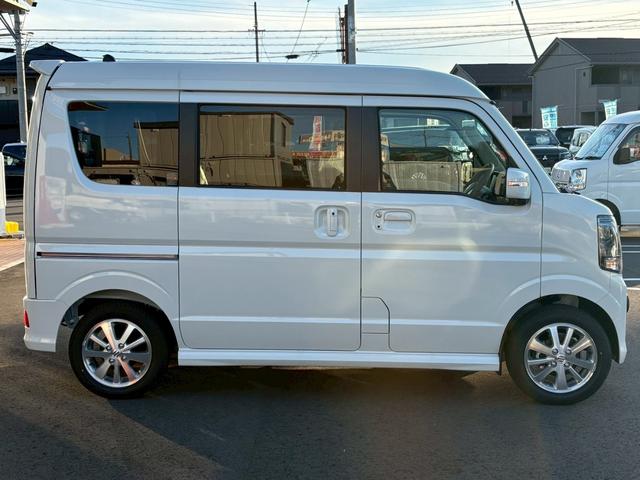 エブリイワゴン PZターボスペシャル 【4WDハイルーフ】【届出済未使用車】【衝突軽減装置&車線逸脱警報】LEDヘッドライト シートヒーター 両側電動スライド オートステップ コーナーセンサー スマートキー 純正AW 横滑り防止(15枚目)