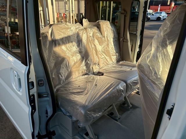 エブリイワゴン PZターボスペシャル 【4WDハイルーフ】【届出済未使用車】【衝突軽減装置&車線逸脱警報】LEDヘッドライト シートヒーター 両側電動スライド オートステップ コーナーセンサー スマートキー 純正AW 横滑り防止(20枚目)