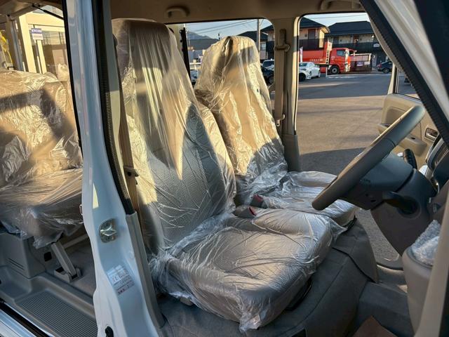 エブリイワゴン PZターボスペシャル 【4WDハイルーフ】【届出済未使用車】【衝突軽減装置&車線逸脱警報】LEDヘッドライト シートヒーター 両側電動スライド オートステップ コーナーセンサー スマートキー 純正AW 横滑り防止(22枚目)