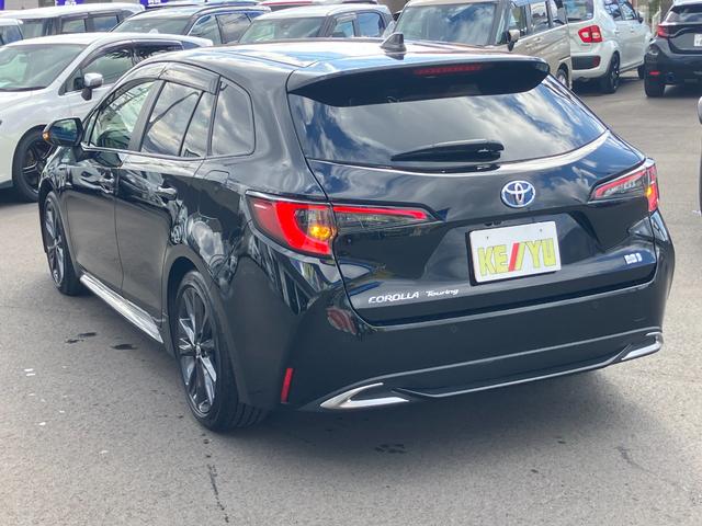 カローラツーリング ハイブリッド ダブルバイビー 【ワンオーナー】【京都仕入】【禁煙車】【10.5インチフルセグナビ】【バックカメラ】【ETC2.0】【ブラインドスポット】【衝突軽減】【シートヒーター】【アダプティブクルーズ】【障害物センサー】(17枚目)