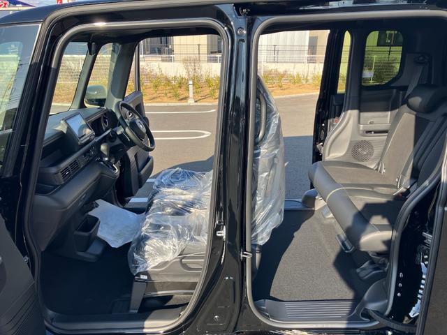 ボディーコーティングやナビの取り付け、下廻り防錆塗装も施行など、お車に関する様々なご要望に対応いたします♪お客様の最高の１台のために相談に乗らせてください！！