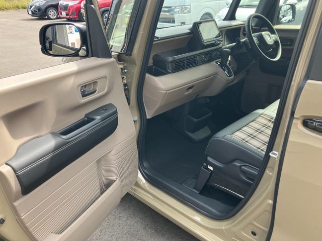 Ｎ－ＢＯＸジョイ ターボ　【届出済未使用車】【４ＷＤターボ】【衝突軽減＆車線逸脱】【Ｂｌｕｅｔｏｏｔｈ】【純正８型ナビ】【バックカメラ＆フルセグ】【両側電動スライド】【追従クルコン】【電動パーキング＆ブレーキホールド】（24枚目）