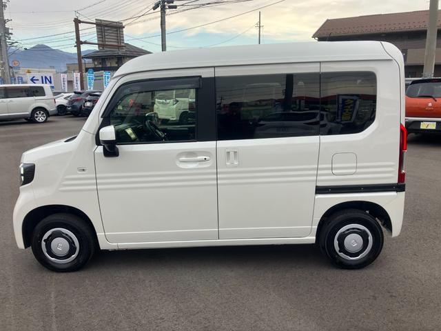 Ｎ－ＶＡＮ＋スタイル ファン・ターボホンダセンシング　【４ＷＤ】【禁煙１オーナー】【走行距離４，６３２Ｋｍ】【７インチナビ】【バックカメラ】【追従クルコン】【衝突軽減＆車線逸脱警告】【Ｂｌｕｅｔｏｏｔｈ】【ＣＤ／ＤＶＤ再生】【フルセグＴＶ】【ＥＴＣ】（16枚目）