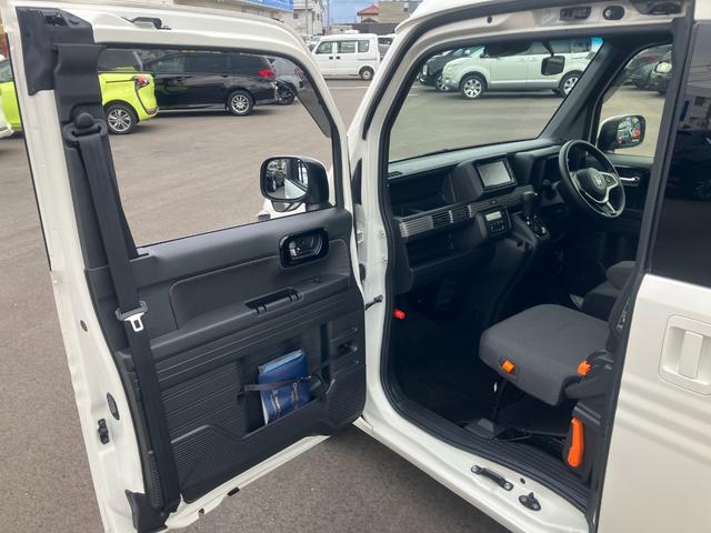 Ｎ－ＶＡＮ＋スタイル ファン・ターボホンダセンシング　【４ＷＤ】【禁煙１オーナー】【走行距離４，６３２Ｋｍ】【７インチナビ】【バックカメラ】【追従クルコン】【衝突軽減＆車線逸脱警告】【Ｂｌｕｅｔｏｏｔｈ】【ＣＤ／ＤＶＤ再生】【フルセグＴＶ】【ＥＴＣ】（22枚目）