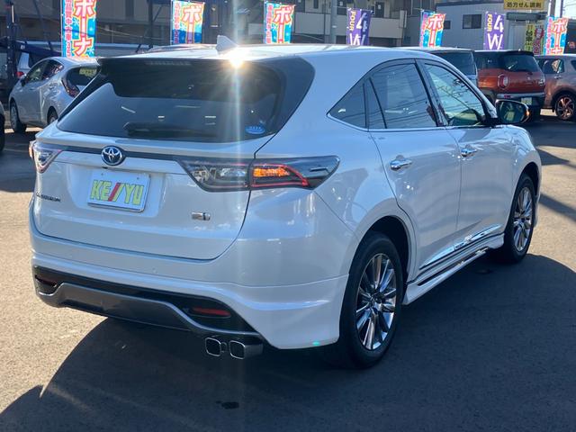 ハリアーハイブリッド プレミアム アドバンスドパッケージ 【モデリスタフルエアロ】【三重仕入】【禁煙1オーナー】【4WD】【夏冬タイヤAWセット】【衝突軽減装置】【全方位カメラ】【Bluetooth&フルセグ】【追従クルコン】【純正18AW】【ハーフレザー】(6枚目)