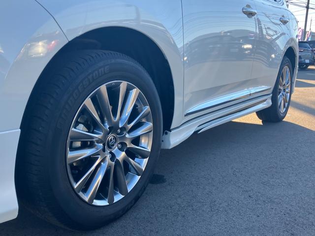 ハリアーハイブリッド プレミアム アドバンスドパッケージ 【モデリスタフルエアロ】【三重仕入】【禁煙1オーナー】【4WD】【夏冬タイヤAWセット】【衝突軽減装置】【全方位カメラ】【Bluetooth&フルセグ】【追従クルコン】【純正18AW】【ハーフレザー】(13枚目)