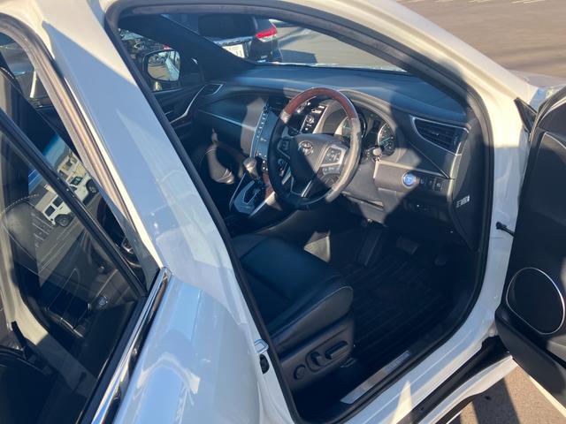 ハリアーハイブリッド プレミアム アドバンスドパッケージ 【モデリスタフルエアロ】【三重仕入】【禁煙1オーナー】【4WD】【夏冬タイヤAWセット】【衝突軽減装置】【全方位カメラ】【Bluetooth&フルセグ】【追従クルコン】【純正18AW】【ハーフレザー】(23枚目)