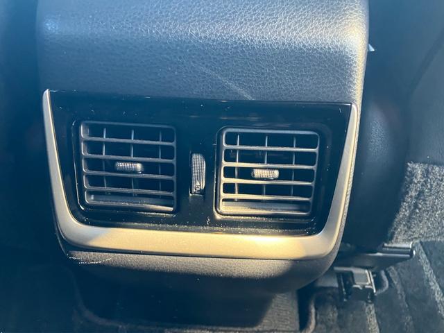 ハリアーハイブリッド プレミアム アドバンスドパッケージ 【モデリスタフルエアロ】【三重仕入】【禁煙1オーナー】【4WD】【夏冬タイヤAWセット】【衝突軽減装置】【全方位カメラ】【Bluetooth&フルセグ】【追従クルコン】【純正18AW】【ハーフレザー】(51枚目)