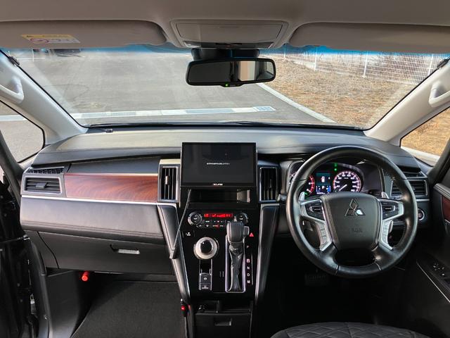 デリカD:5 P 4WD ディーゼル 全方位モニター 10インチフローティング ハンドル・電動シートヒーター 自動追従クルコン BSM LED BT ETC パドルシフト 両側パワスラ スペアキー 禁煙車 記録簿(3枚目)