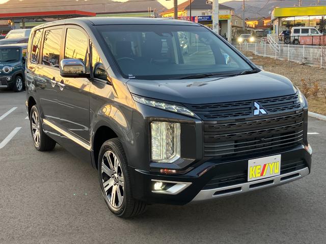 デリカD:5 P 4WD ディーゼル 全方位モニター 10インチフローティング ハンドル・電動シートヒーター 自動追従クルコン BSM LED BT ETC パドルシフト 両側パワスラ スペアキー 禁煙車 記録簿(13枚目)