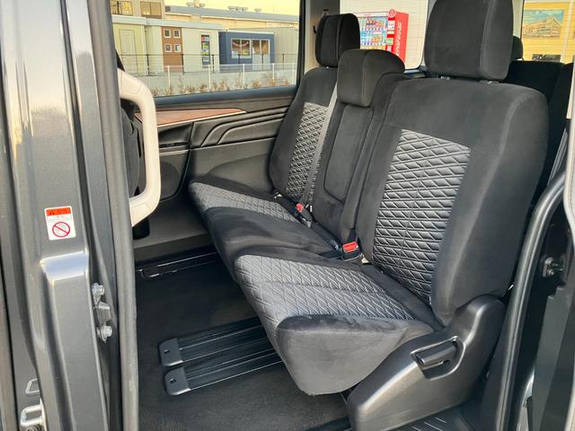 デリカD:5 P 4WD ディーゼル 全方位モニター 10インチフローティング ハンドル・電動シートヒーター 自動追従クルコン BSM LED BT ETC パドルシフト 両側パワスラ スペアキー 禁煙車 記録簿(24枚目)