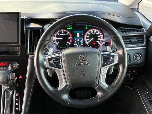 デリカD:5 P 4WD ディーゼル 全方位モニター 10インチフローティング ハンドル・電動シートヒーター 自動追従クルコン BSM LED BT ETC パドルシフト 両側パワスラ スペアキー 禁煙車 記録簿(27枚目)