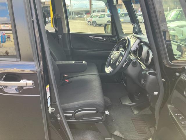 N-BOXカスタム G ターボSSパッケージ 特別仕様車 4WD 禁煙車 7インチ純正ナビ バックカメラ Bluetooth 衝突軽減 横滑り シートヒーター ETC クルーズコントロール ドアミラーヒーター 両側自動スライド(24枚目)