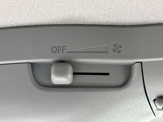 �y�֓��E�֐����ʂ�蒼���Ɂz�����I�k���E���k�n���ɂĎg�p���Ă���ԗ��ɔ�ׁA�u�����̎K�v�u���s�����v�͒i�Ⴂ�I���i���Ɏ��M�����������w�����R�[�e�B���O�x���戵����