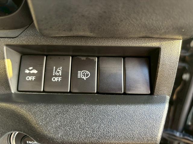 �y�Փ˔�Q�y���u���[�L�E�Ԑ���E�x���z�Փ˔�Q���y�����邽�߂ɋً}�u���[�L���쓮���܂��B�܂��A�Ԑ����͂ݏo���ƌx��������S���u�ł��B