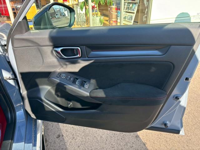 �����̂��q�l�ł����^�ǂɎ������܂��ɖ��`�ύX�\�ł��̂œX���[�Ԃ̏ꍇ�͗]�v�ȏ���p�������Ă���܂���B���������[�Ԃ��i��������ɂĂ��[�ԉ\�ł���