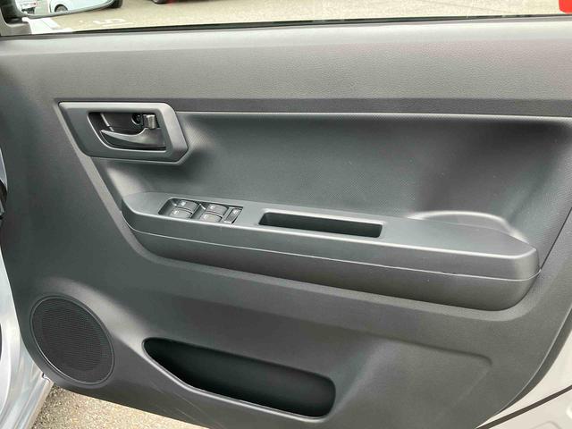 ミライース L SAIII オートライト/オートハイビーム/キーレスエントリー/コーナーセンサー/アイドリングストップ/衝突回避支援システム/横滑り防止装置/マニュアルエアコン/パワーウィンドウ/盗難防止用セキュリティアラーム(29枚目)