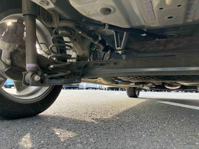 タント ファンクロスターボ LEDヘッドライト/両側電動スライドドア/コーナーセンサー/アイドリングストップ/衝突回避支援システム/横滑り防止装置/オートエアコン/アルミホイール/キーフリーシステム/電動格納ミラー/オートライト(42枚目)