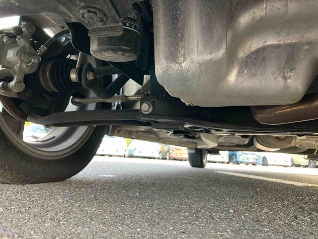 タント ファンクロスターボ LEDヘッドライト/両側電動スライドドア/コーナーセンサー/アイドリングストップ/衝突回避支援システム/横滑り防止装置/オートエアコン/アルミホイール/キーフリーシステム/電動格納ミラー/オートライト(43枚目)