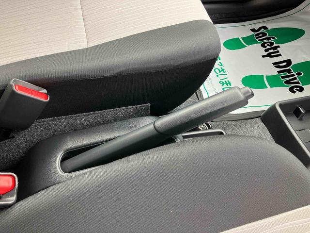 ミライース X SAIII LEDヘッドライト/電動格納ミラー/オートライト/キーレスエントリー/コーナーセンサー/アイドリングストップ/衝突回避支援システム/横滑り防止装置/マニュアルエアコン/盗難防止用セキュリティアラーム(35枚目)
