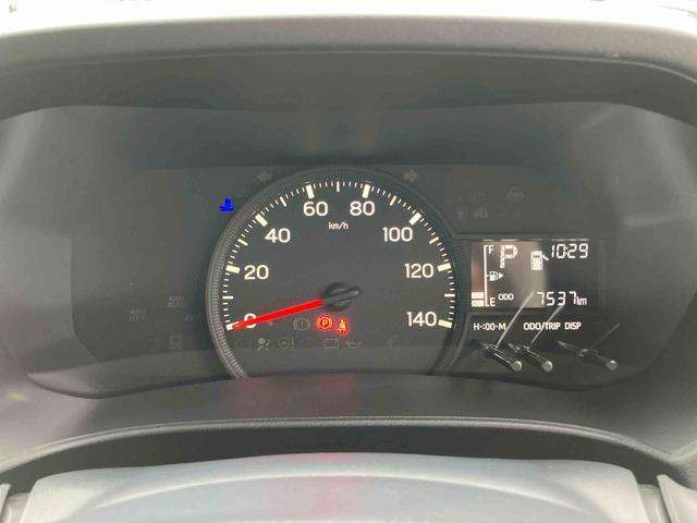 ハイゼットカーゴ DX オートライト/衝突回避支援システム/オートハイビーム/横滑り防止装置/コーナーセンサー/スペアタイヤ/AM・FMラジオ/マニュアルエアコン/アイドリングストップ/キーレス/オーバーヘッドシェルフ(5枚目)