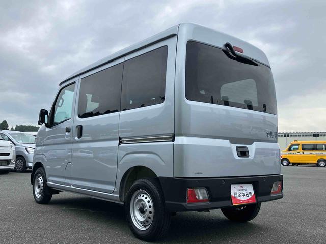 ハイゼットカーゴ DX オートライト/衝突回避支援システム/オートハイビーム/横滑り防止装置/コーナーセンサー/スペアタイヤ/AM・FMラジオ/マニュアルエアコン/アイドリングストップ/キーレス/オーバーヘッドシェルフ(22枚目)