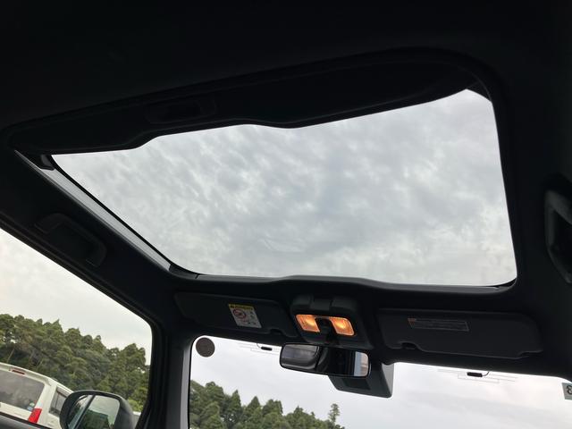 タフト Gターボ ダーククロムベンチャー 前後ダークガーニッシュ ガラスルーフ ルーフレール 15インチアルミ LEDヘッドライト&フォグランプ バックカメラ シートヒーター 電動駐車ブレーキ 自動追従クルコン 衝突被害軽減ブレーキ(4枚目)