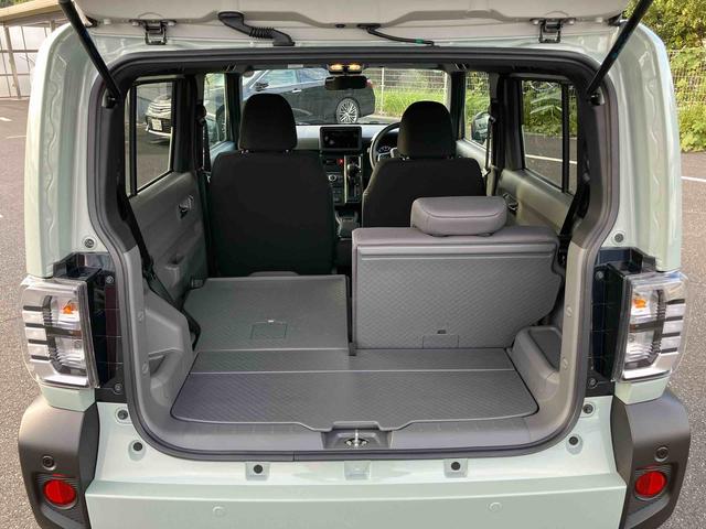 タフト Ｇターボ　ダーククロムベンチャー　前後ダークガーニッシュ　ガラスルーフ　ルーフレール　１５インチアルミ　ＬＥＤヘッドライト＆フォグランプ　バックカメラ　シートヒーター　電動駐車ブレーキ　自動追従クルコン　衝突被害軽減ブレーキ（14枚目）