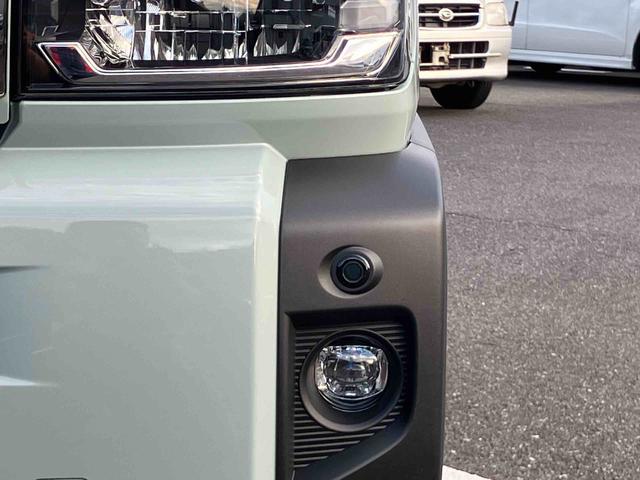 タフト Ｇターボ　ダーククロムベンチャー　前後ダークガーニッシュ　ガラスルーフ　ルーフレール　１５インチアルミ　ＬＥＤヘッドライト＆フォグランプ　バックカメラ　シートヒーター　電動駐車ブレーキ　自動追従クルコン　衝突被害軽減ブレーキ（18枚目）