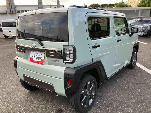 タフト Ｇターボ　ダーククロムベンチャー　前後ダークガーニッシュ　ガラスルーフ　ルーフレール　１５インチアルミ　ＬＥＤヘッドライト＆フォグランプ　バックカメラ　シートヒーター　電動駐車ブレーキ　自動追従クルコン　衝突被害軽減ブレーキ（25枚目）