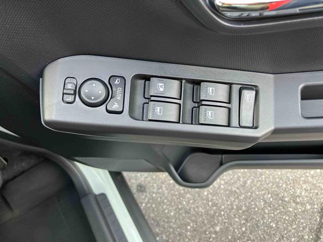 タフト Ｇターボ　ダーククロムベンチャー　前後ダークガーニッシュ　ガラスルーフ　ルーフレール　１５インチアルミ　ＬＥＤヘッドライト＆フォグランプ　バックカメラ　シートヒーター　電動駐車ブレーキ　自動追従クルコン　衝突被害軽減ブレーキ（40枚目）