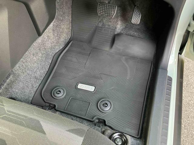 タフト Ｇターボ　ダーククロムベンチャー　前後ダークガーニッシュ　ガラスルーフ　ルーフレール　１５インチアルミ　ＬＥＤヘッドライト＆フォグランプ　バックカメラ　シートヒーター　電動駐車ブレーキ　自動追従クルコン　衝突被害軽減ブレーキ（44枚目）