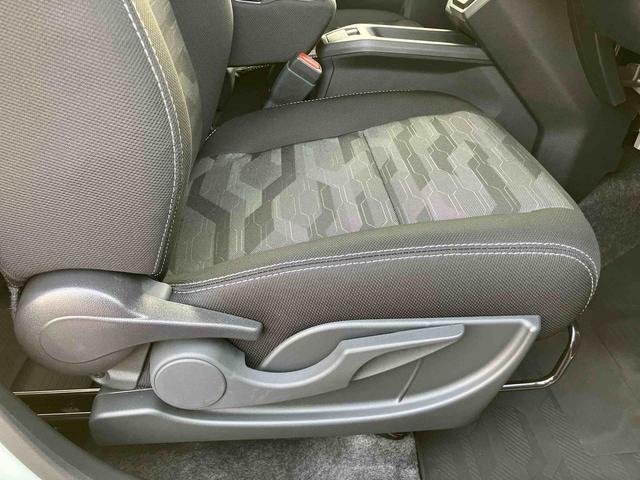 タフト Ｇターボ　ダーククロムベンチャー　前後ダークガーニッシュ　ガラスルーフ　ルーフレール　１５インチアルミ　ＬＥＤヘッドライト＆フォグランプ　バックカメラ　シートヒーター　電動駐車ブレーキ　自動追従クルコン　衝突被害軽減ブレーキ（45枚目）