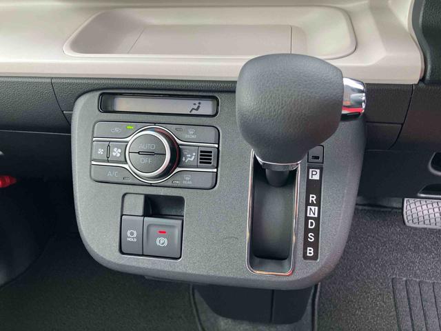 ムーヴキャンバス ストライプスＧターボ　両側電動スライドドア　ＬＥＤヘッドライト＆フォグランプ　シートヒーター　保温カップホルダー　電動駐車ブレーキ　バックカメラ　ステアリングスイッチ　自動追従クルコン　衝突被害軽減ブレーキ（33枚目）