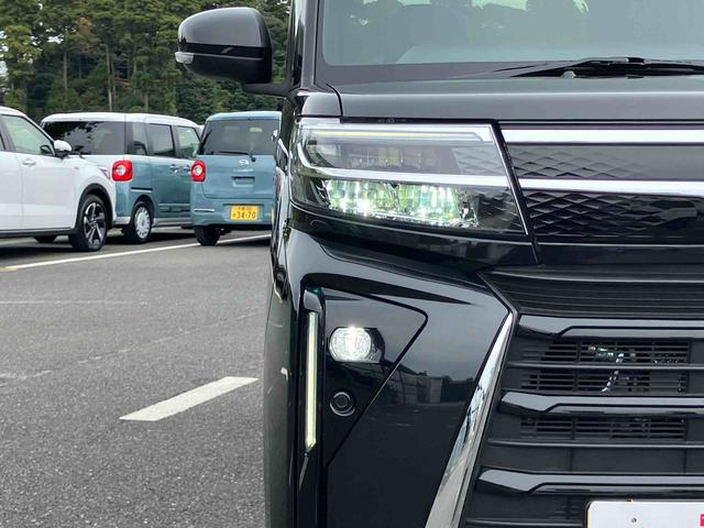 タント カスタムＲＳ　ターボエンジン　１５インチアルミ　バックカメラ　両側電動スライドドア　シートヒーター　電動駐車ブレーキ　ＬＥＤライト＆フォグ　上下２段調節式デッキボード　コーナーセンサー　衝突被害軽減ブレーキ（4枚目）