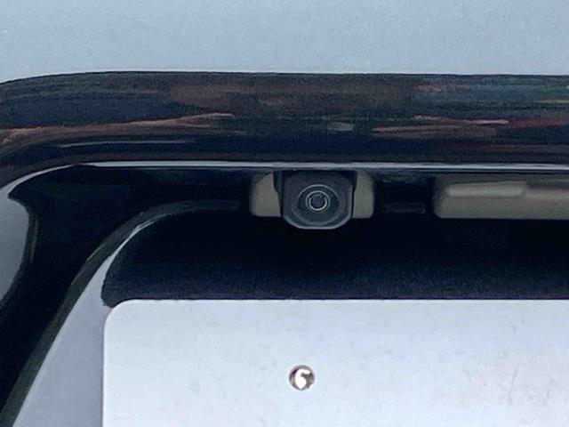 タント カスタムＲＳ　ターボエンジン　１５インチアルミ　バックカメラ　両側電動スライドドア　シートヒーター　電動駐車ブレーキ　ＬＥＤライト＆フォグ　上下２段調節式デッキボード　コーナーセンサー　衝突被害軽減ブレーキ（5枚目）